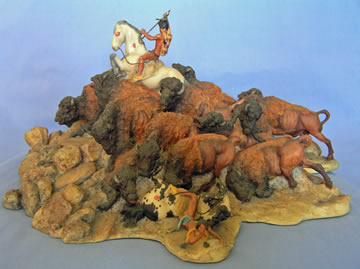 100-100 The Great Hunt Diorama Center Piece